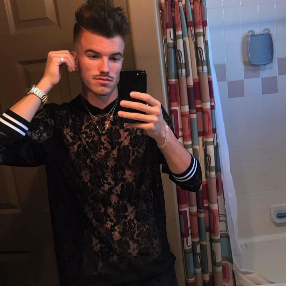 Meet your Posher, Gage